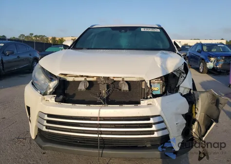 2017 Toyota Highlander Se z USA, uszkodzony, nr VIN 5TDJZRFH1HS514329